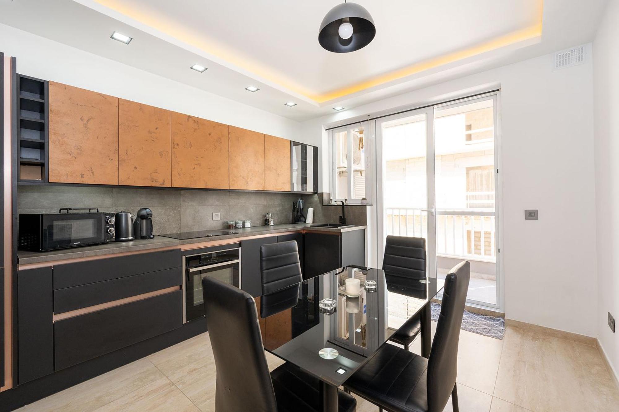 Modern 2 Bedroomed Apartment In Gzira Экстерьер фото