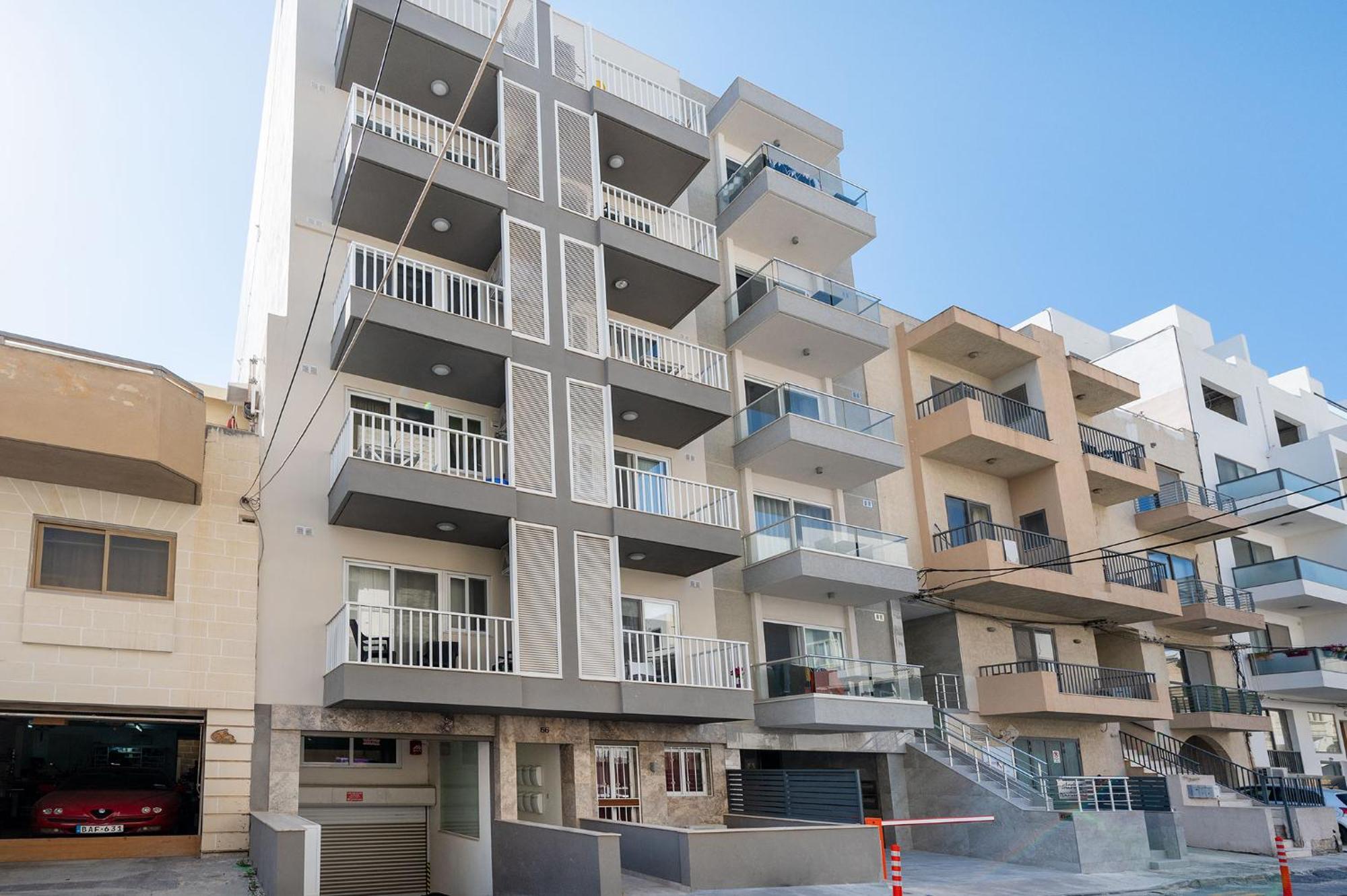 Modern 2 Bedroomed Apartment In Gzira Экстерьер фото